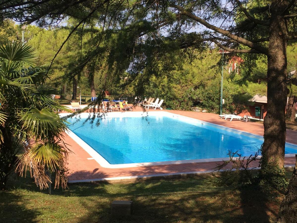 Clorofilla Apartment Desenzano del Garda Luaran gambar