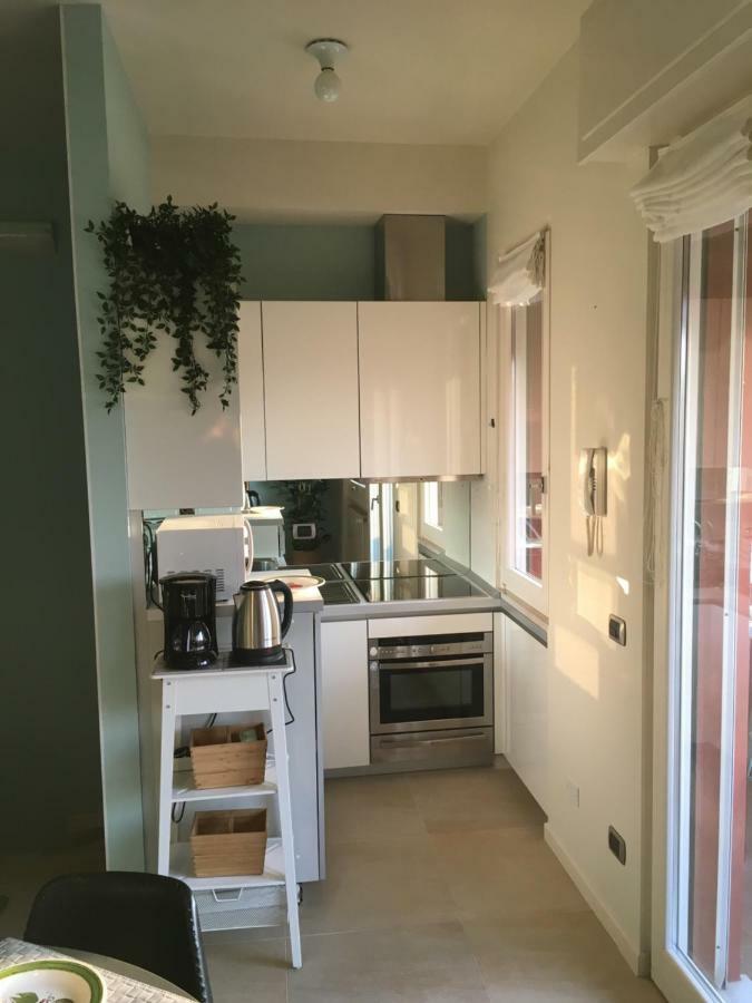 Clorofilla Apartment Desenzano del Garda Luaran gambar
